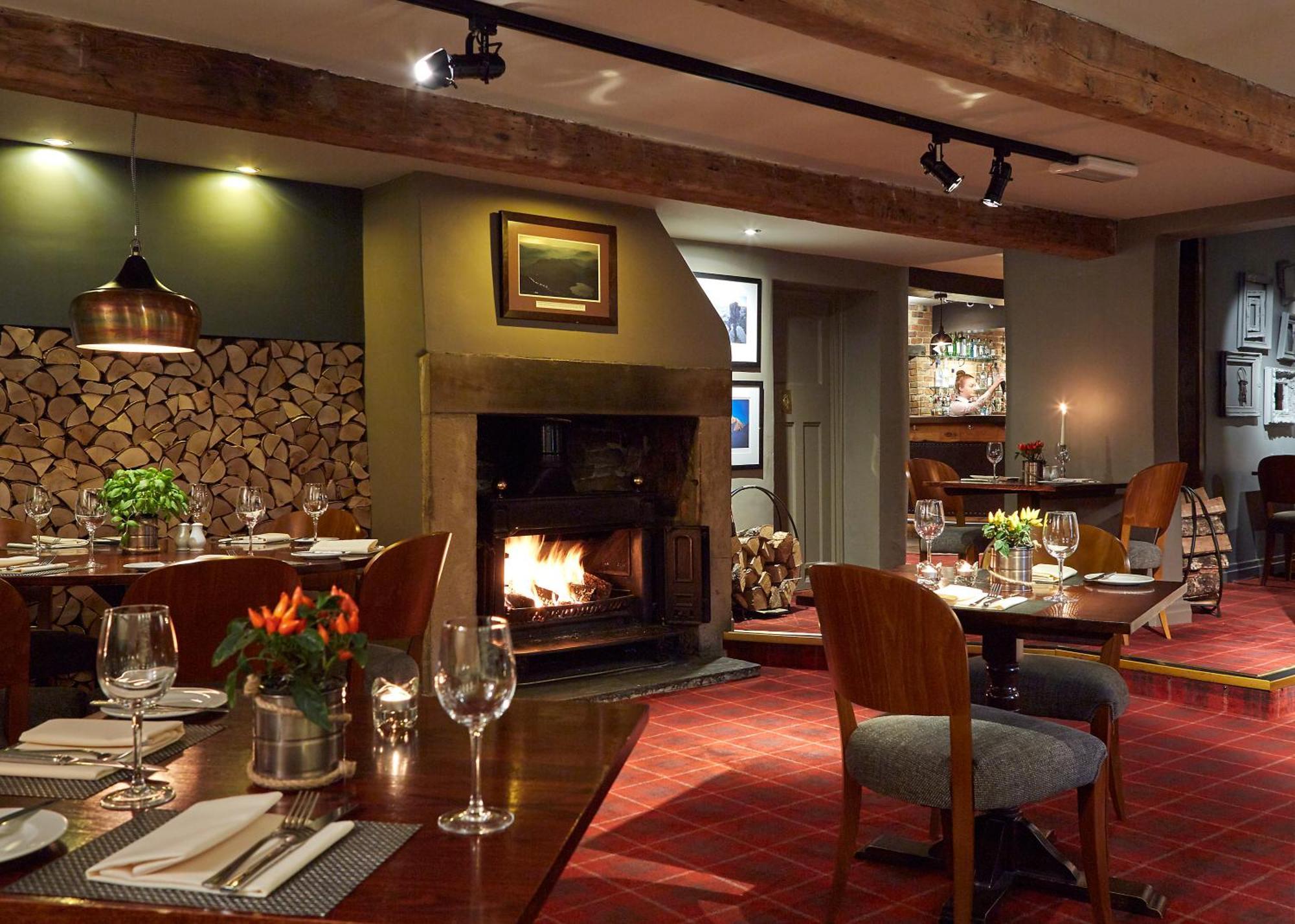 Hotel The White Hart At Lydgate Oldham Exterior foto